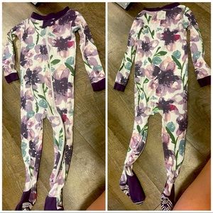 2 Burt’s bee baby SNUG FIT sleepers, 18m